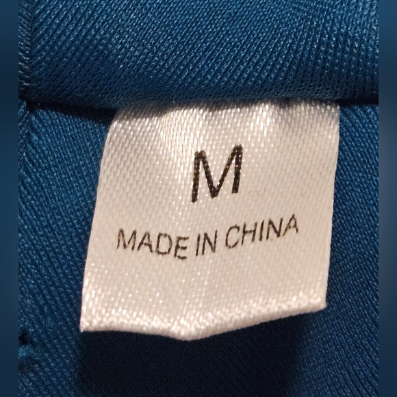 Dream CUPSHE Bikini Set Top & Mid-Rise Bottoms Blue Floral Size M - Picture 4 of 9